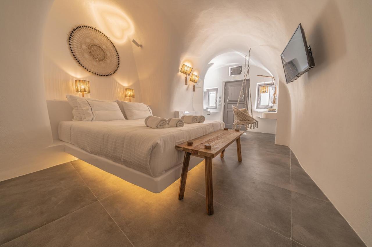 Eternity Suites Santorini Fíra Kültér fotó