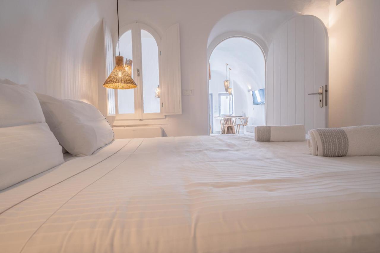 Eternity Suites Santorini Fíra Kültér fotó