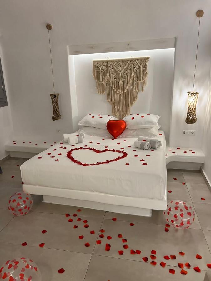 Eternity Suites Santorini Fíra Kültér fotó